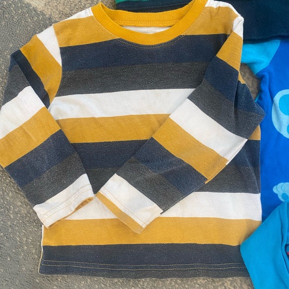 Toddler boy clothing bundle from 2T/3T x14 - Picture 2 of 14